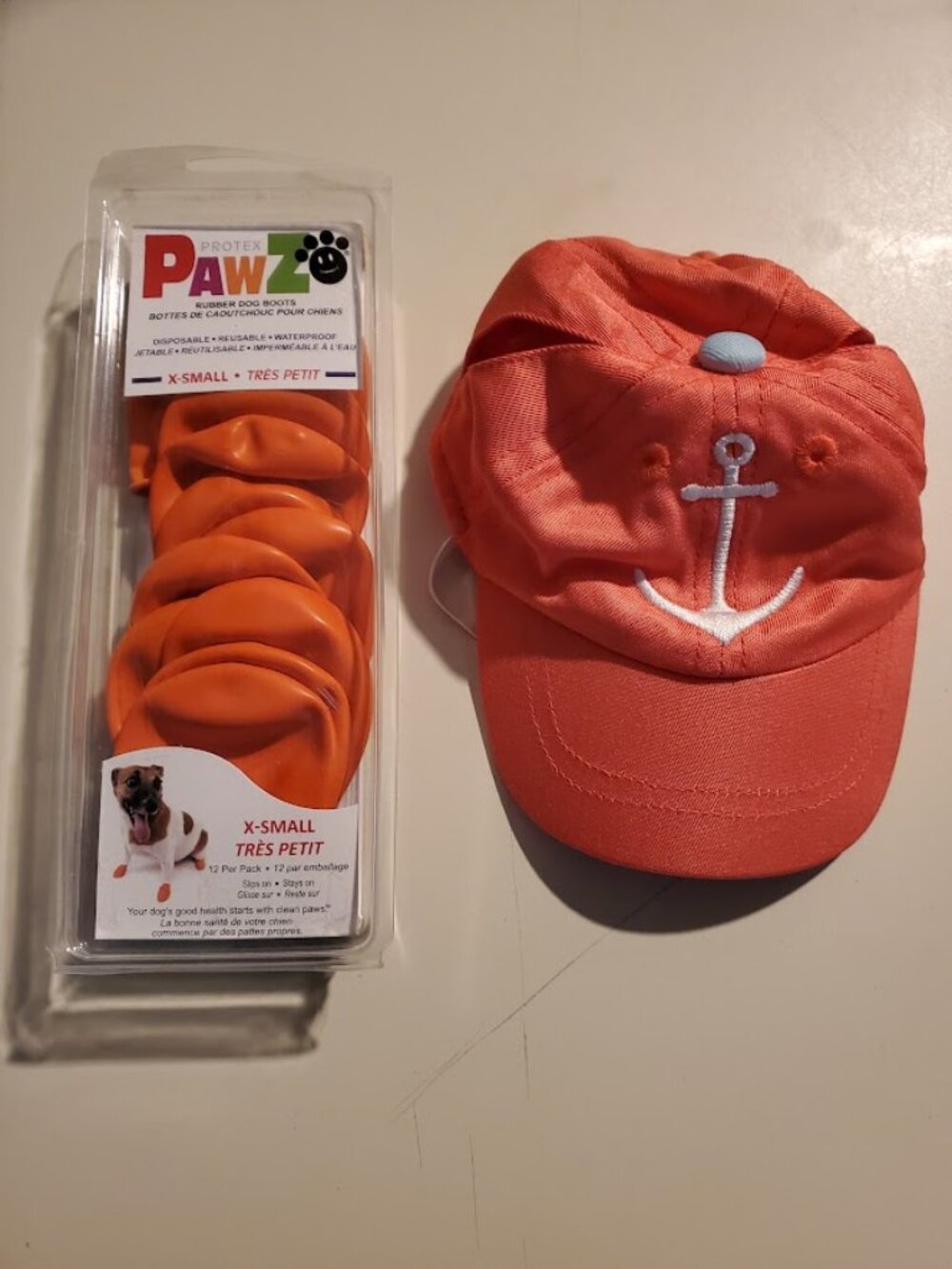 PAWZ RUBBER BOOTIES & ZOOPET DOG BASEBALL CAP